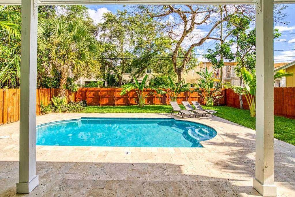 Las Olas Villa With Heated Salt Water Pool Fort Lauderdale Exterior photo